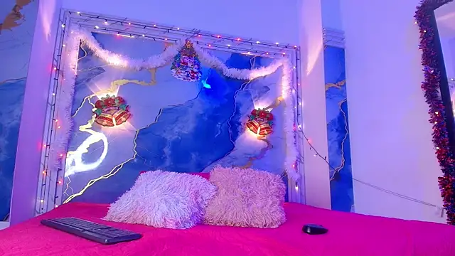 Girls from medellin online show from 3, 12, 2025