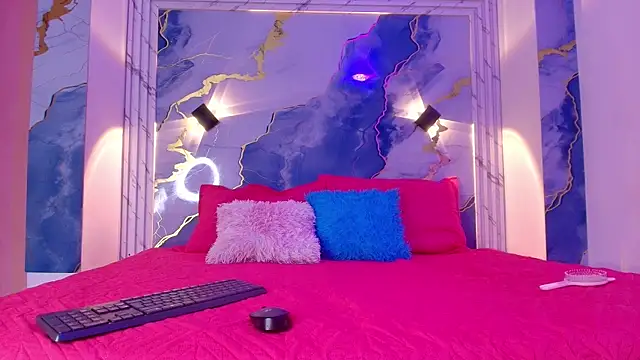 Girls from medellin online show from 18, 11, 2025