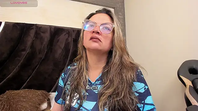 Lady Lure online show from 15, 1, 2026