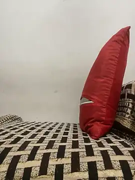 Heena Sharma982 online show from 18, 11, 2025