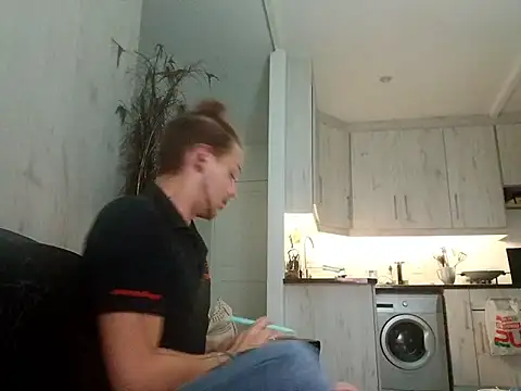 THOMMONSTER5299 online show from 27, 11, 2025