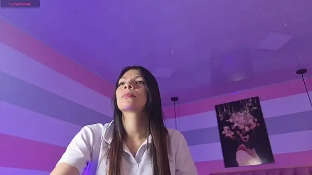 Snapshot of samantaortega__ chatting on 8, 11, 2025 samantaortega online show from 8, 11, 2025