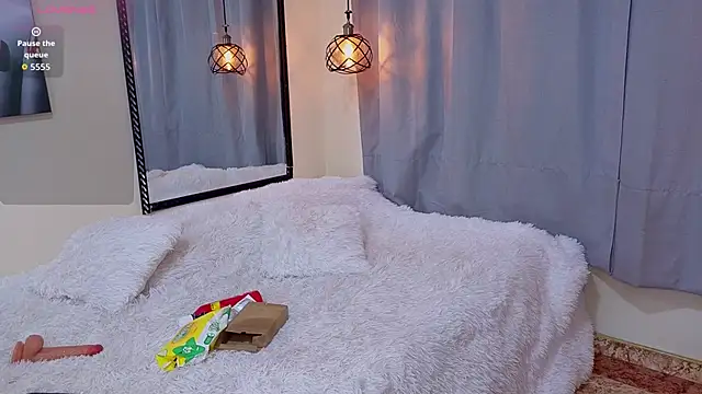 Flor Gil online show from 13, 2, 2026