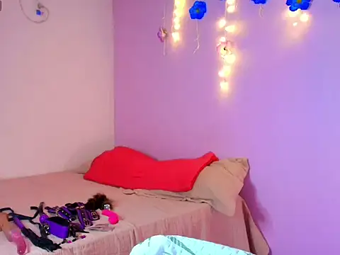 Aprilsweet2005 online show from 24, 11, 2025