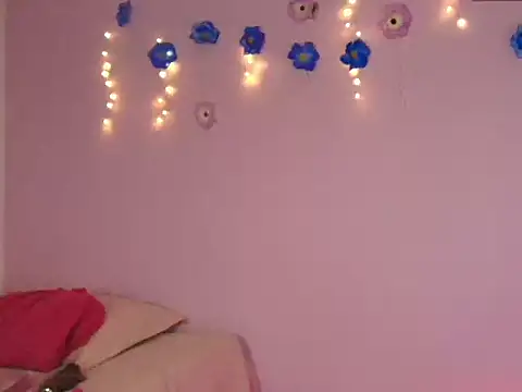 Aprilsweet2005 online show from 10, 11, 2025