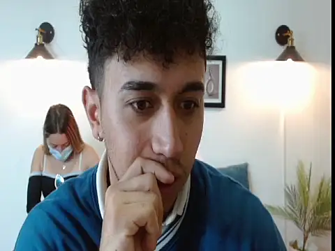 Snapshot of theo_grey chatting on 3, 12, 2025 theo grey online show from 3, 12, 2025