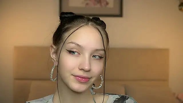 VetaManhardt online show from 18, 11, 2025