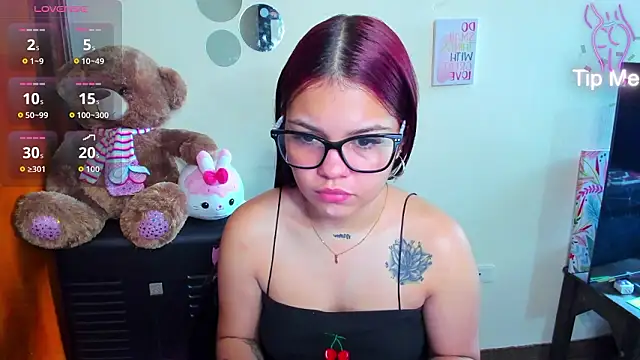 Emma boo online show from 16, 3, 2026