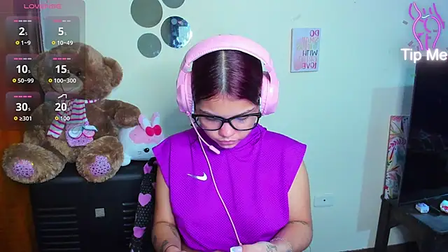 Emma boo online show from 8, 3, 2026