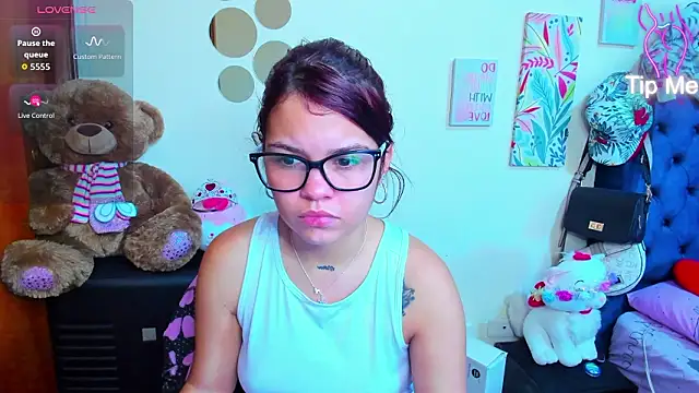 Emma boo online show from 17, 1, 2026