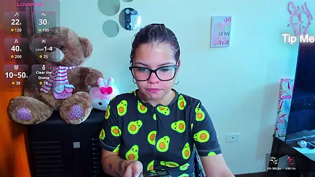 Emma boo online show from 12, 3, 2026