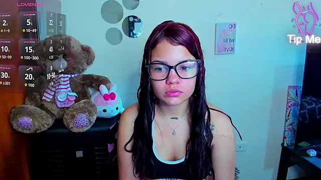 Emma boo online show from 4, 3, 2026