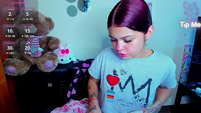 Emma boo online show from 2, 4, 2026