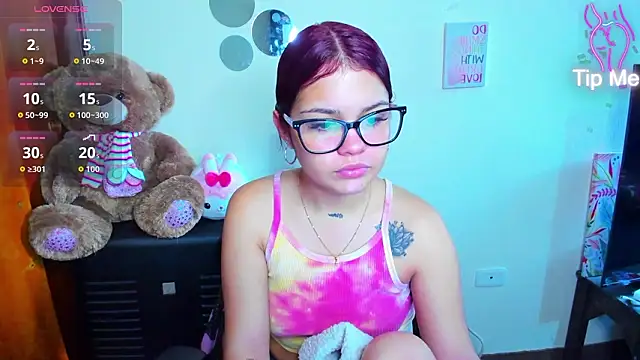 Emma boo online show from 29, 3, 2026