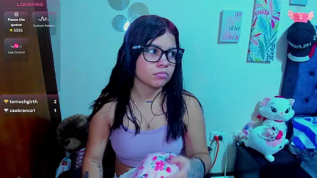 Emma boo online show from 5, 11, 2025