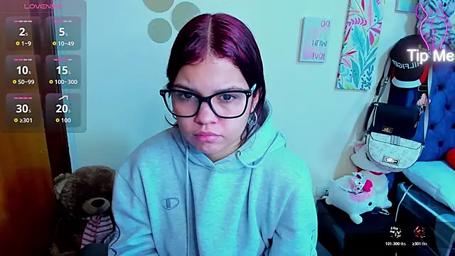 Emma boo online show from 16, 12, 2025