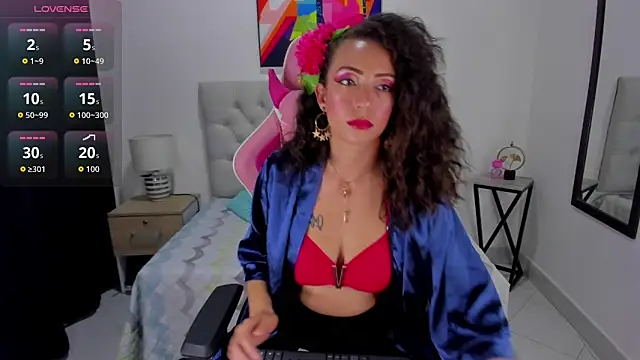 natasha segura online show from 9, 11, 2025