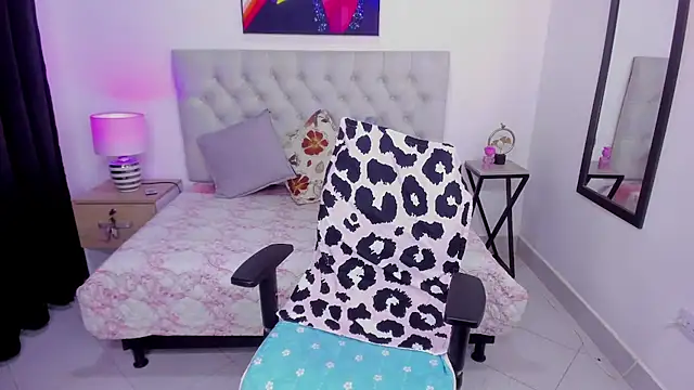 natasha segura online show from 13, 1, 2026