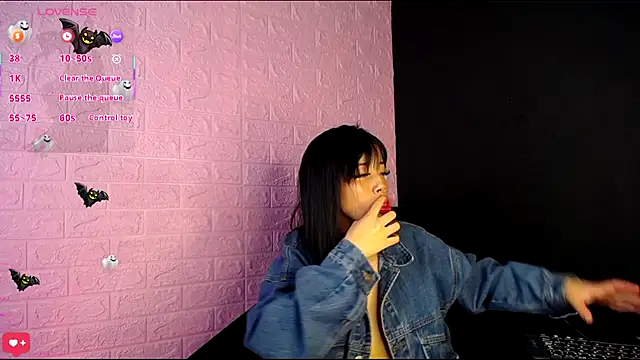 Princess Mia1126 online show from 22, 11, 2025