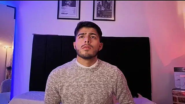 Snapshot of jaiden_thoner chatting on 7, 2, 2026 jaiden thoner online show from 7, 2, 2026