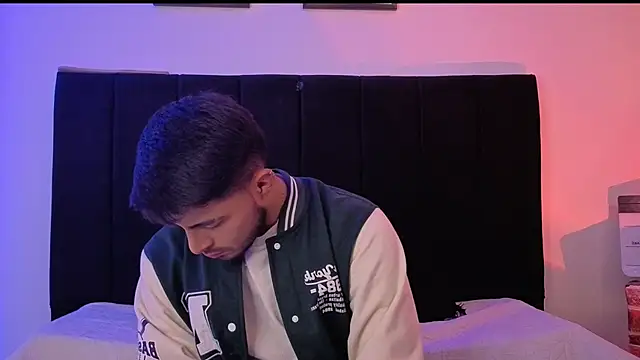 Snapshot of jaiden_thoner chatting on 8, 2, 2026 jaiden thoner online show from 8, 2, 2026