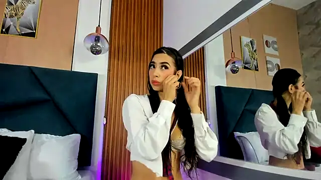 Ivy Spicy online show from 10, 4, 2026