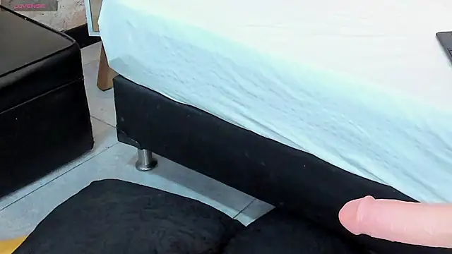 Ivy Spicy online show from 27, 11, 2025