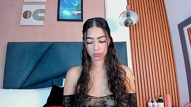 Ivy Spicy online show from 6, 2, 2026