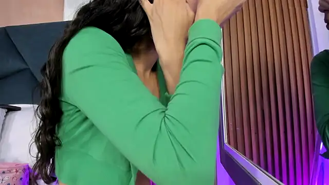 Ivy Spicy online show from 14, 5, 2026