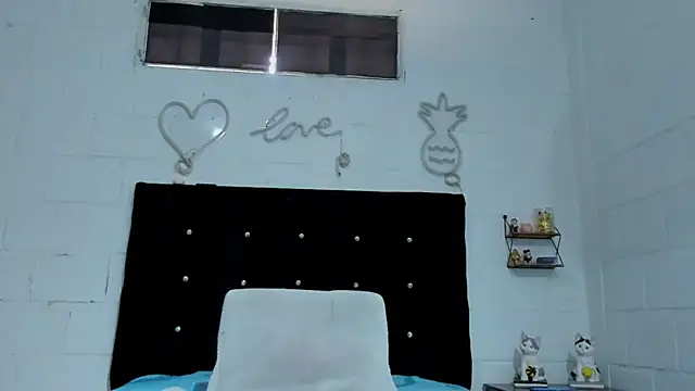 Snapshot of sexynova_93 chatting on 9, 6, 2026 sexynova 93 online show from 9, 6, 2026