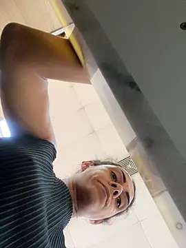 Snapshot of sabrinaneves chatting on 27, 2, 2026 sabrinaneves online show from 27, 2, 2026