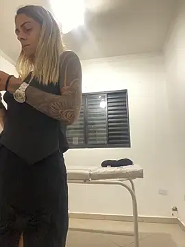 sabrinaneves online show from 11, 4, 2026