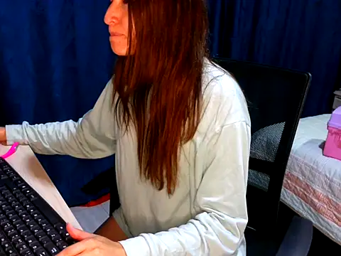 KendallTwisTx online show from 6, 11, 2025