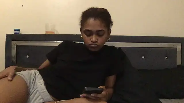 Coffeesyrup69 online show from 17, 11, 2025