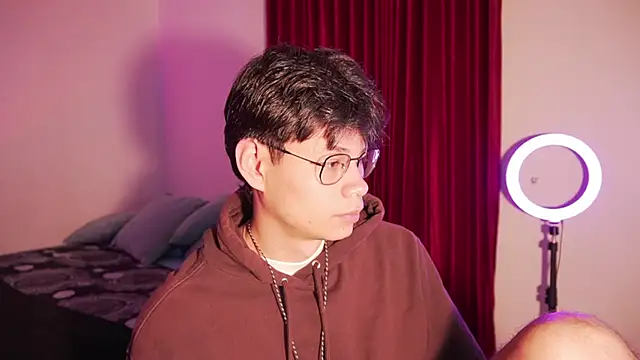 estmonnn online show from 9, 4, 2026