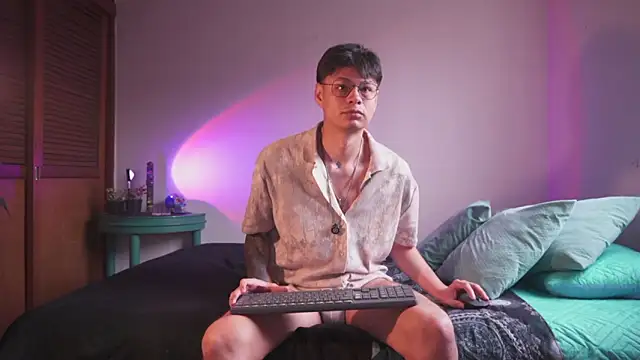 estmonnn online show from 7, 3, 2026