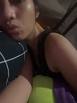 Snapshot of hottiebabe23 chatting on 6, 2, 2026 hottiebabe23 online show from 6, 2, 2026