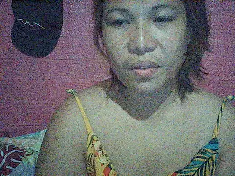 Snapshot of sweet_buncandy chatting on 9, 7, 2026 sweet buncandy online show from 9, 7, 2026