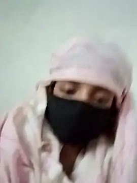 Quenn-Jiya752 online show from 4, 11, 2025