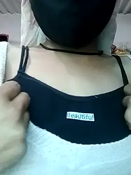 Quenn-Jiya752 online show from 1, 12, 2025