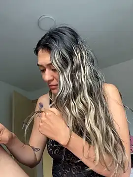 Im-Lola online show from 2, 4, 2026