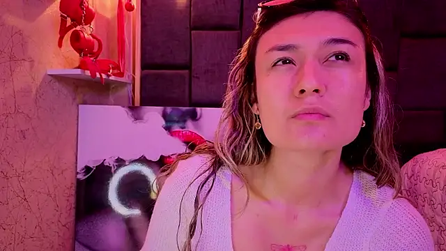 Im-Lola online show from 6, 3, 2026