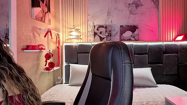 Snapshot of Im-Lola chatting on 6, 2, 2026 Im-Lola online show from 6, 2, 2026