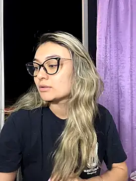 Im-Lola online show from 7, 11, 2025