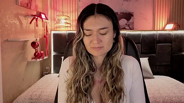 Im-Lola online show from 11, 3, 2026