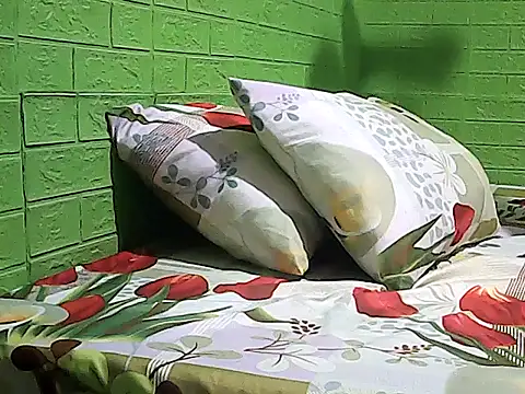 Sweetmarieee online show from 4, 12, 2025