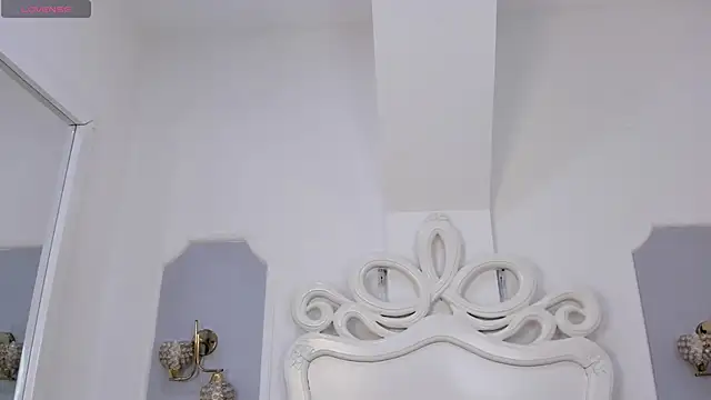 roxana scott1 online show from 3, 3, 2026