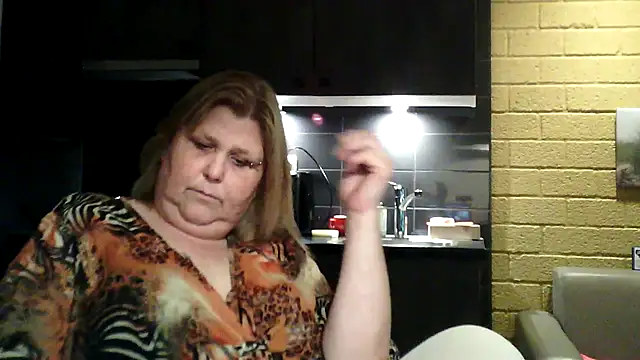 Sylviastar46 online show from 8, 3, 2026