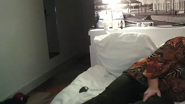 Sylviastar46 online show from 17, 12, 2025