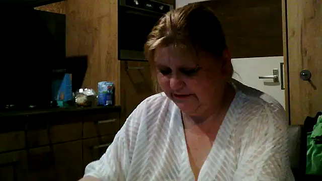 Sylviastar46 online show from 23, 3, 2026